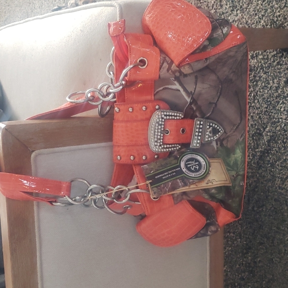 Purse camo - Picture 2 of 2